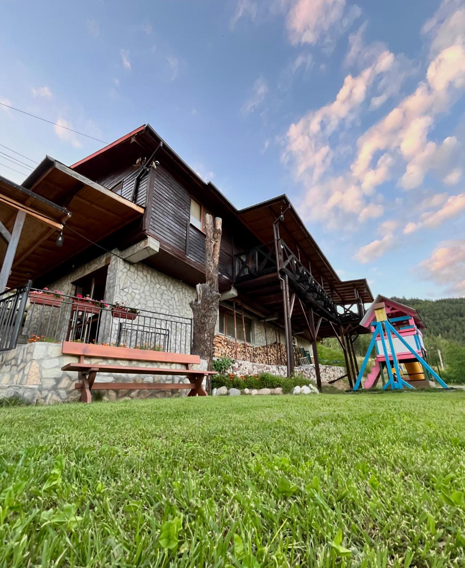 Planinski Polah House 데빈 외부 사진